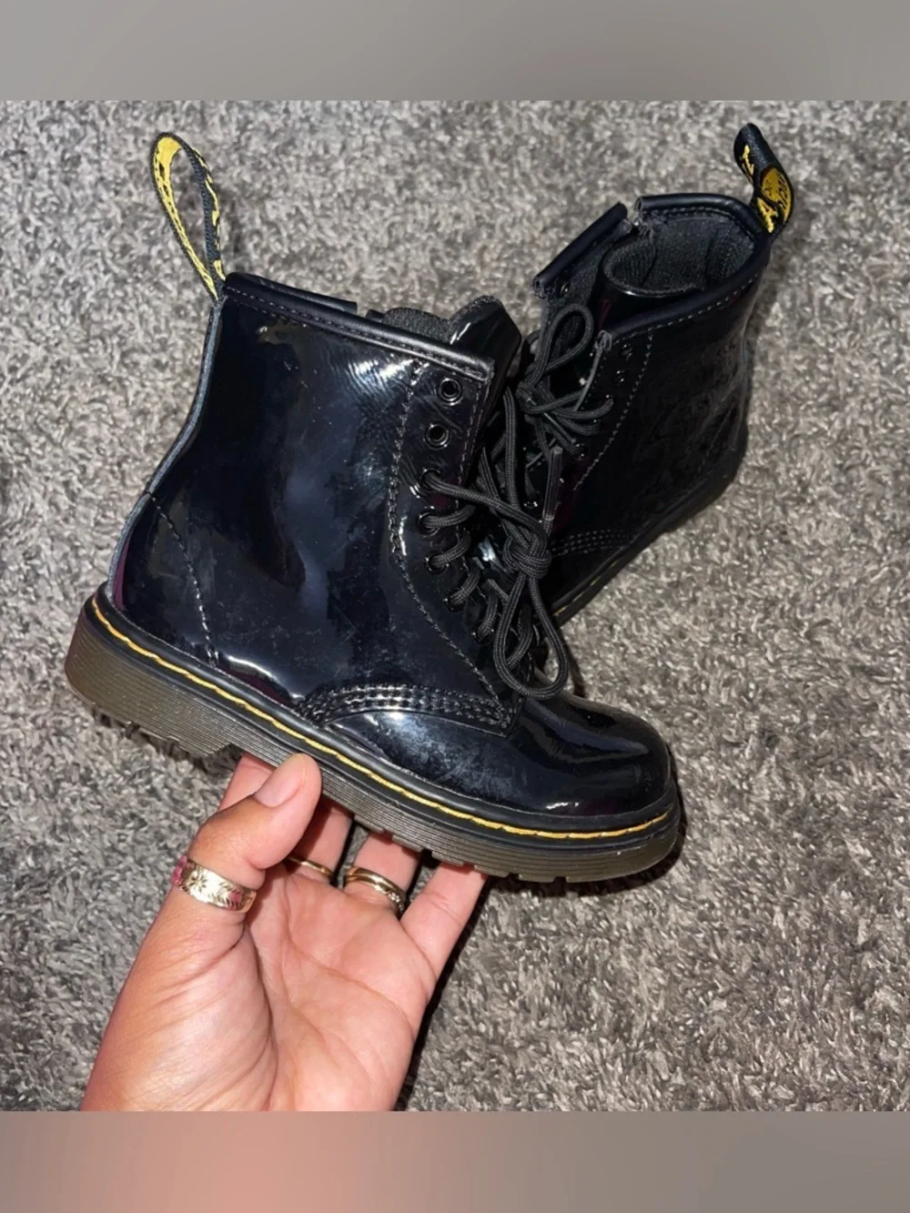 Dr.Martens 15373 Toddlers Airway Bouncing Soles Toddler Boots Sz 9